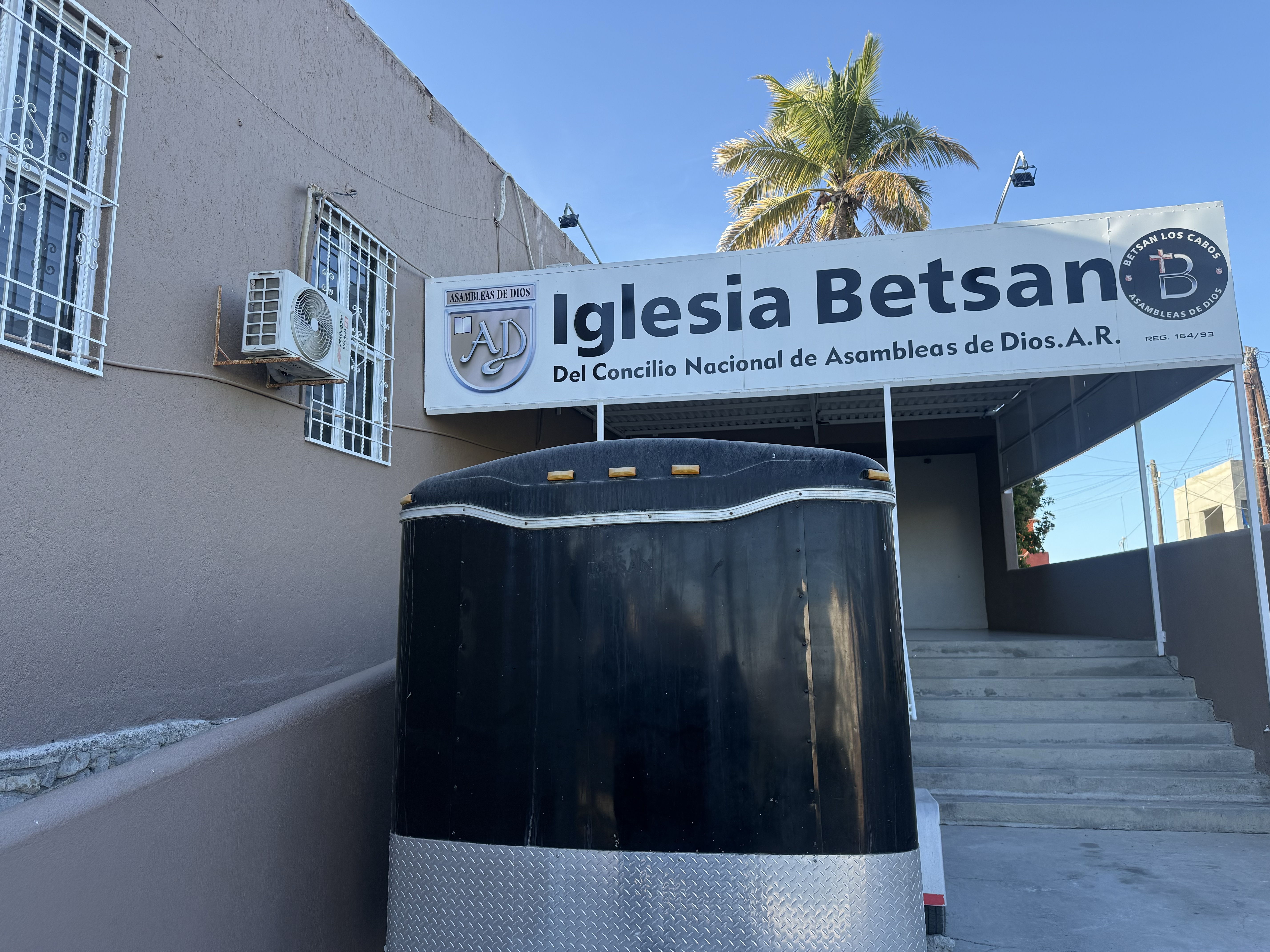 Fachada de la Iglesia Betsan Los Cabos